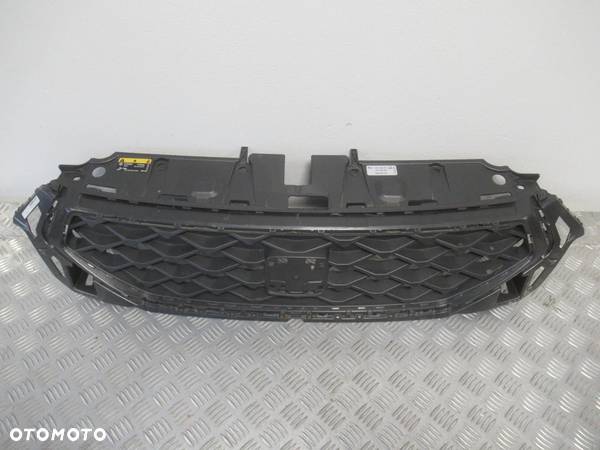 GRILL GRIL ATRAPA SEAT ATECA LIFT 575853654P 2020- - 3