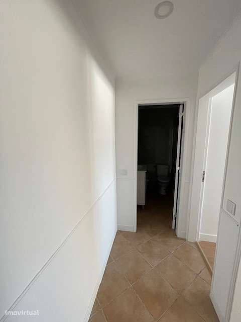 Arrendamento de apartamento t3 na Baixa da Banheira, 90 m² área bruta. - Grande imagem: 3/19