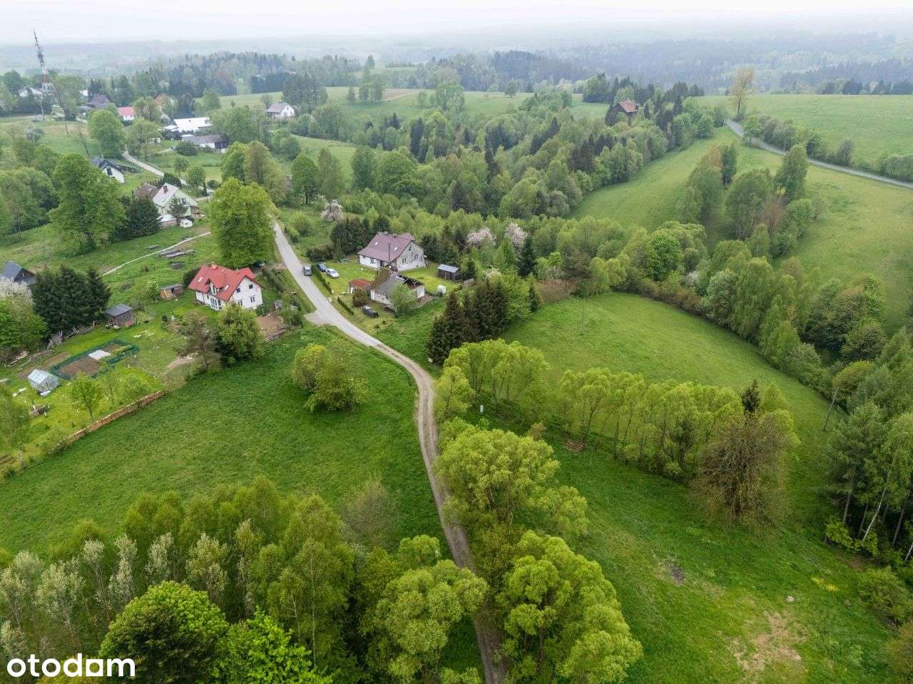 Urokliwa działka pod wymarzony dom w Bieszczadach-1