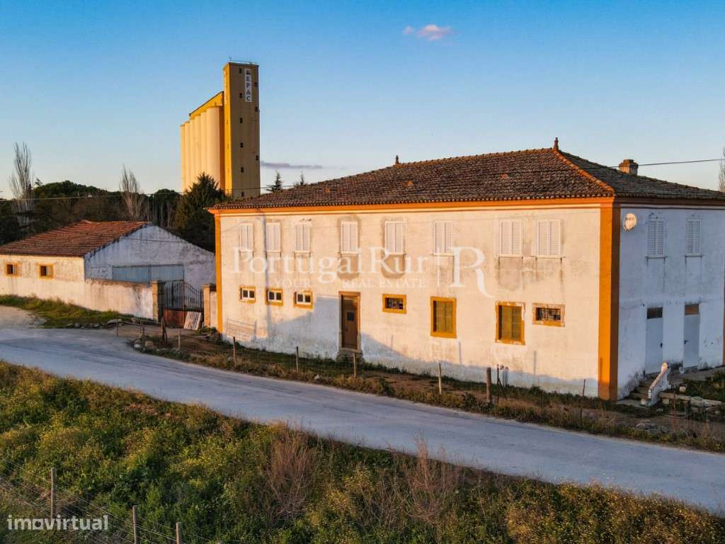 Quinta para investimento com 3 ha e várias construções - Grande imagem: 5/60