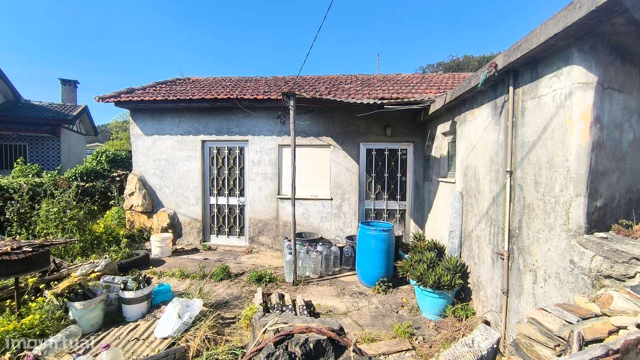 Casa térrea com terreno 925 m2 em Aguiar de Sousa-4