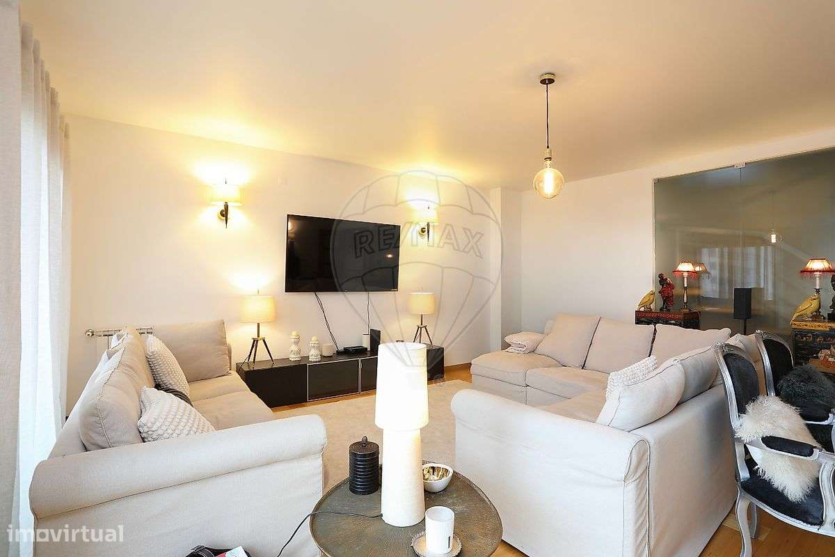 Apartamento T5 para venda - Grande imagem: 2/46