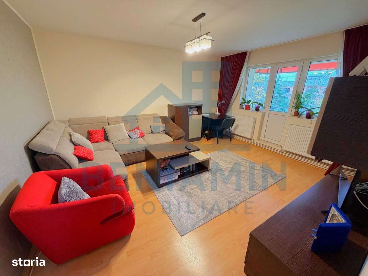 3 camere decomandat Mcdonalds 66mp etaj 2 centrala proprie-0