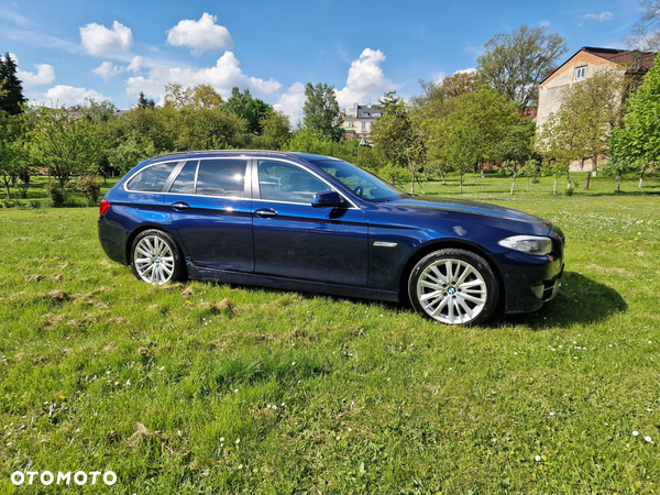 BMW Seria 5 530d xDrive - 2