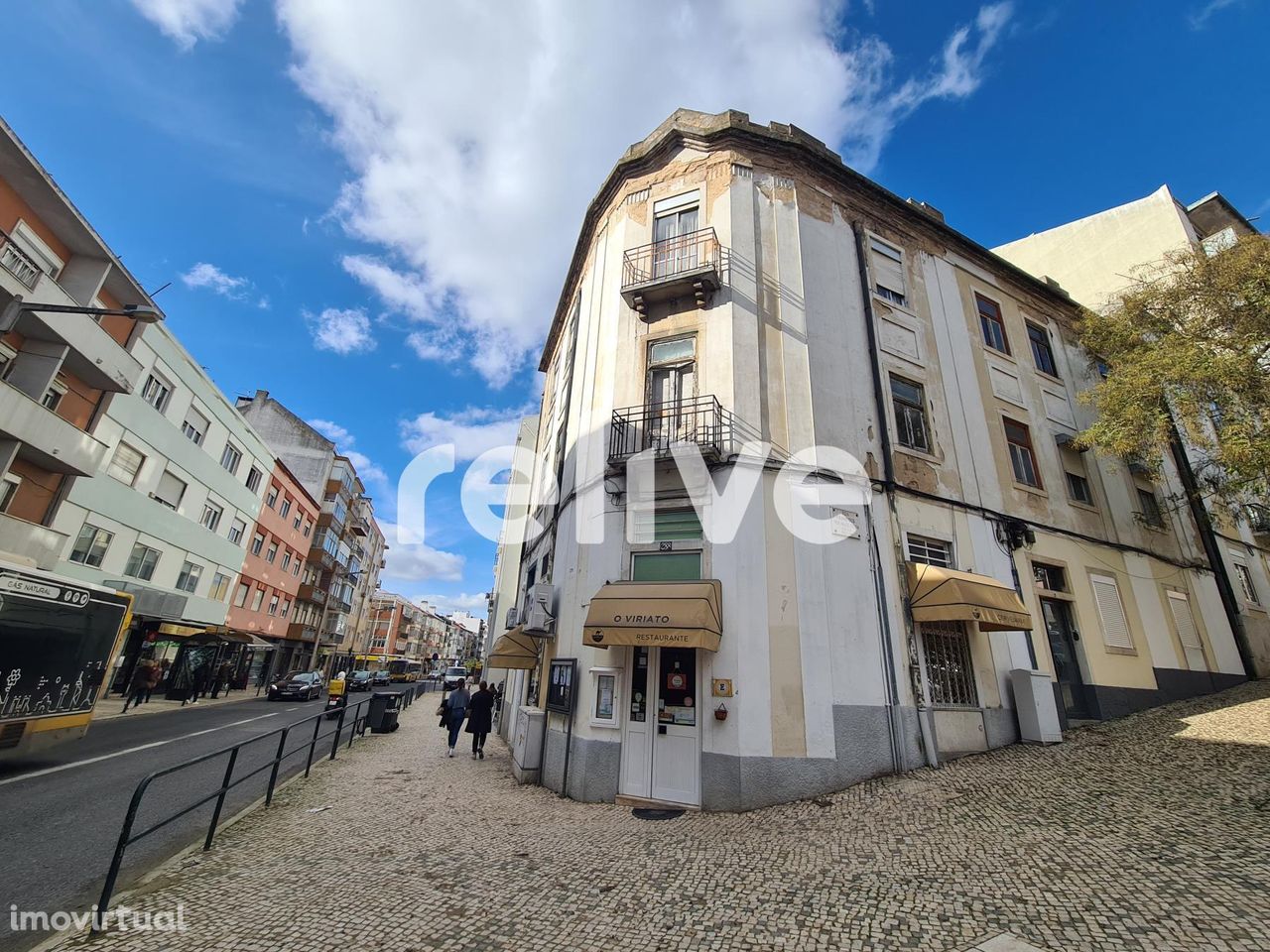 Apartamento T3 para Venda em Benfica, Lisboa; Para Remodelação