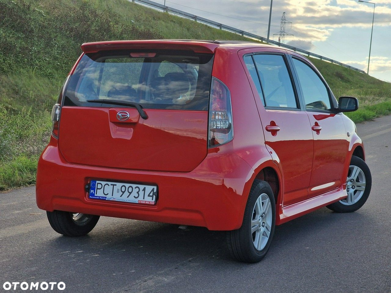 Daihatsu Sirion - 3