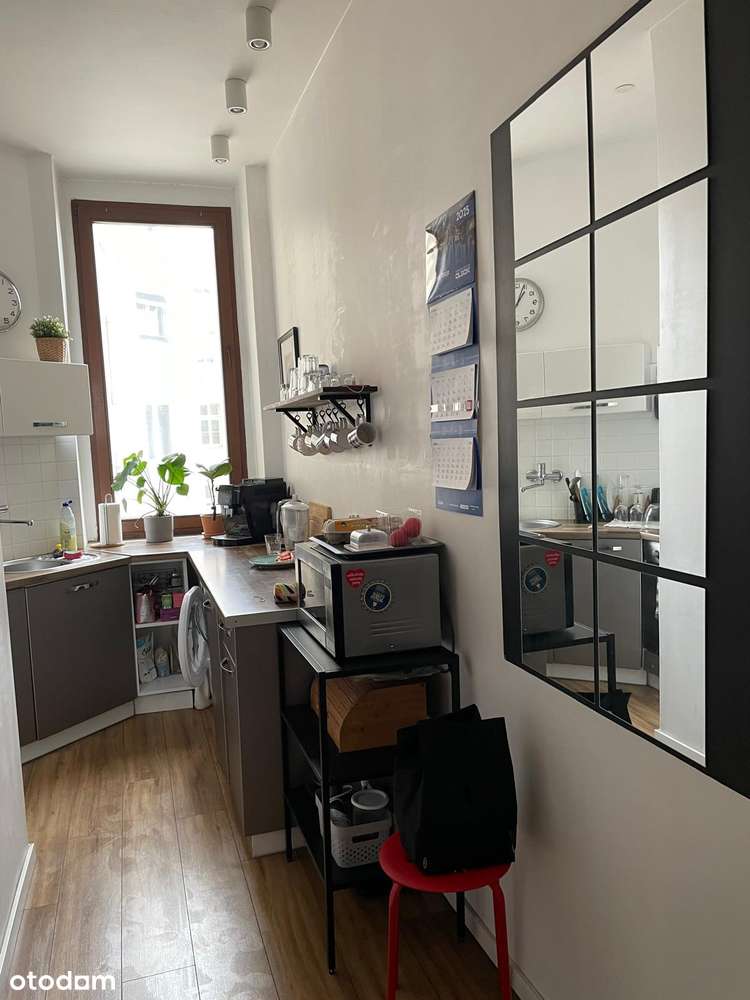 Klimatyczne, rozkładowe, 3pokojowe na ul. Mierniczej-8