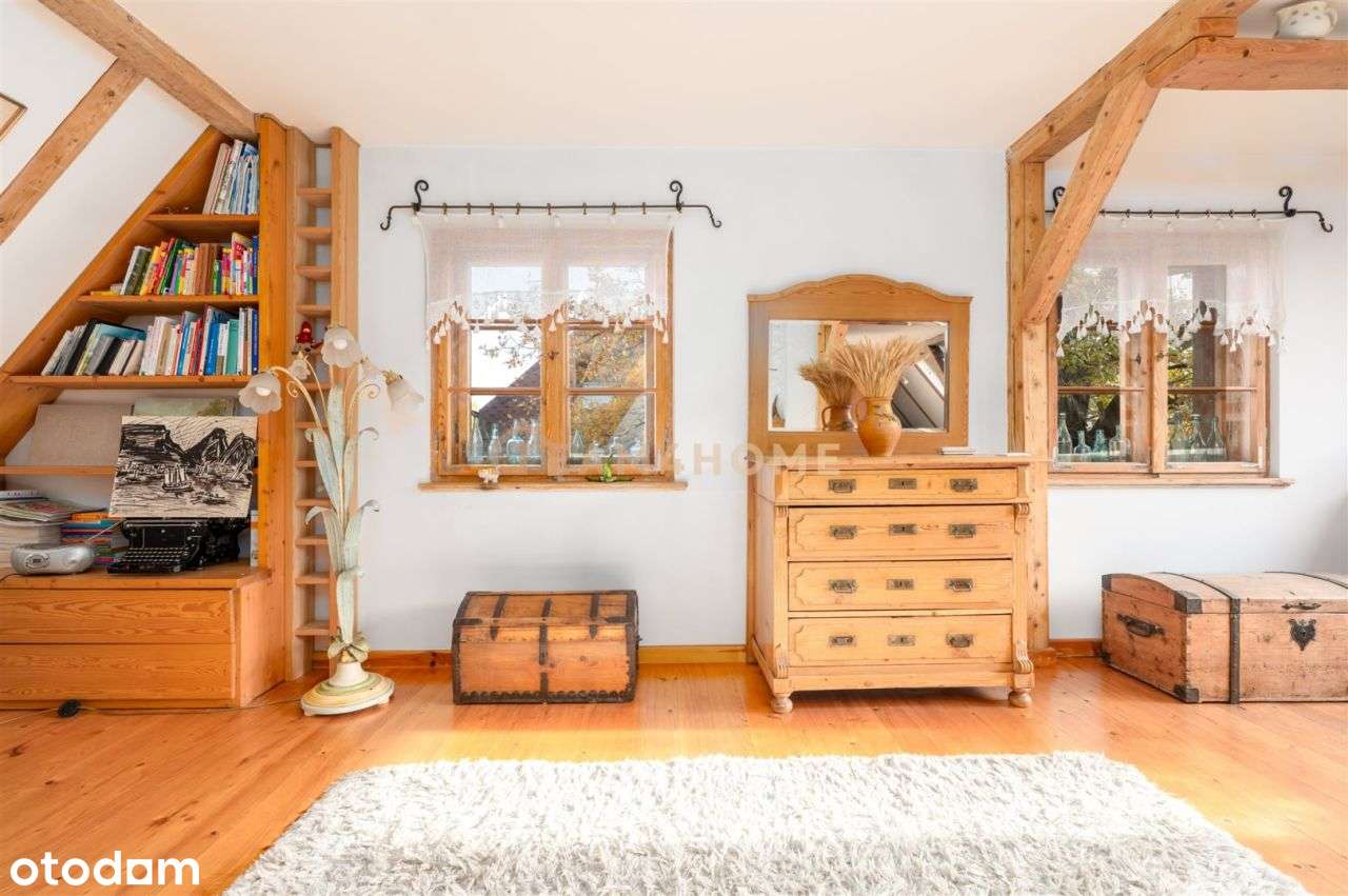 Dwupoziomowe mieszkanie z ogródkiem!Cudowny klimat-4