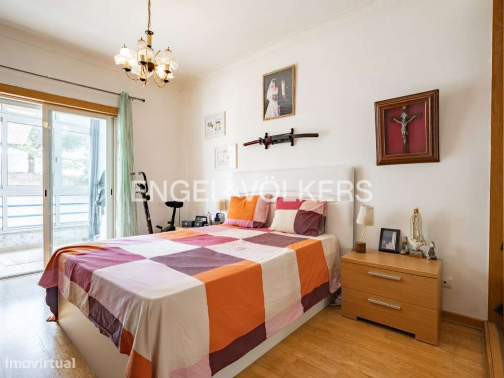Apartamento T2 mobilado na Quinta do Texugo-4