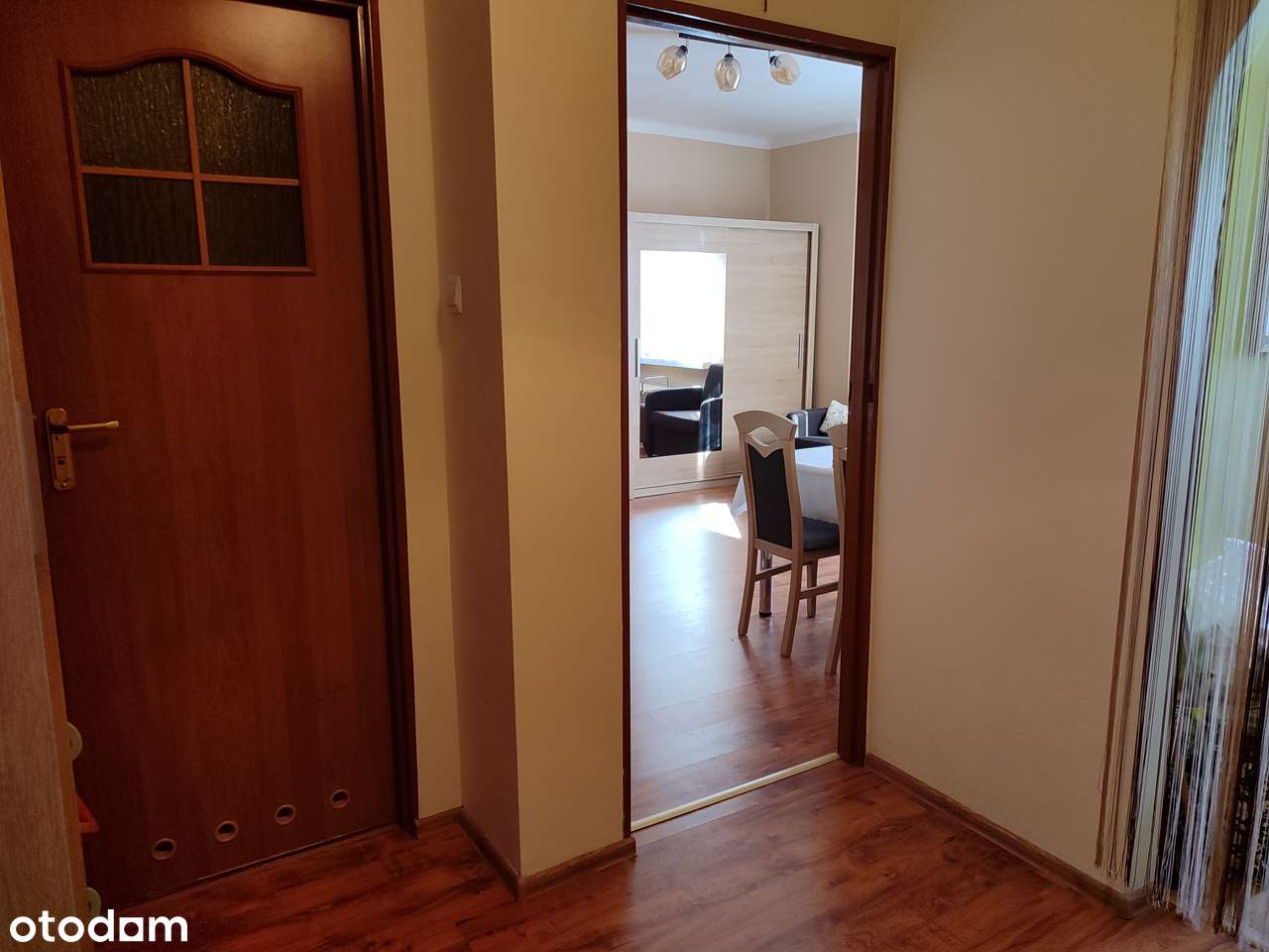 Przestronna kawalerka-11