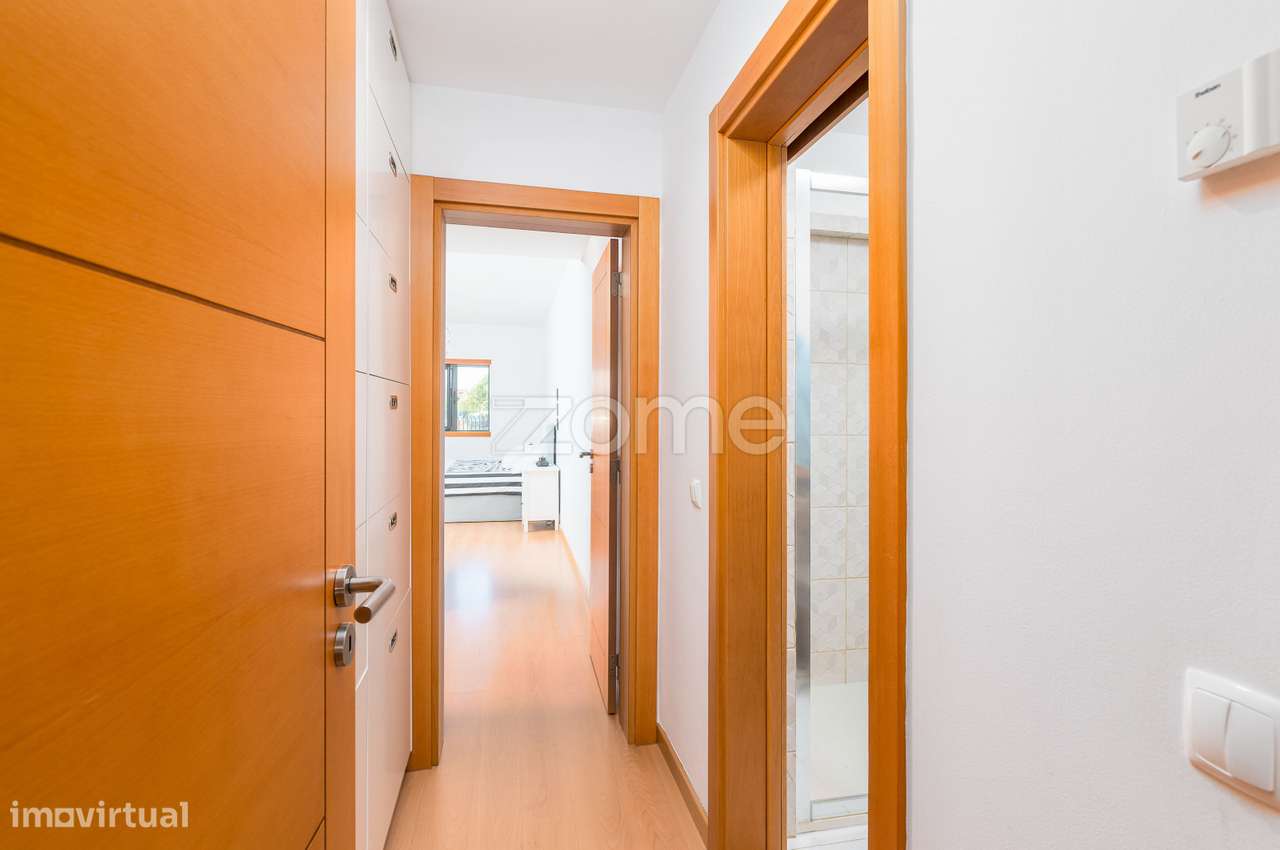 Apartamento T3 em Paio Pires-12