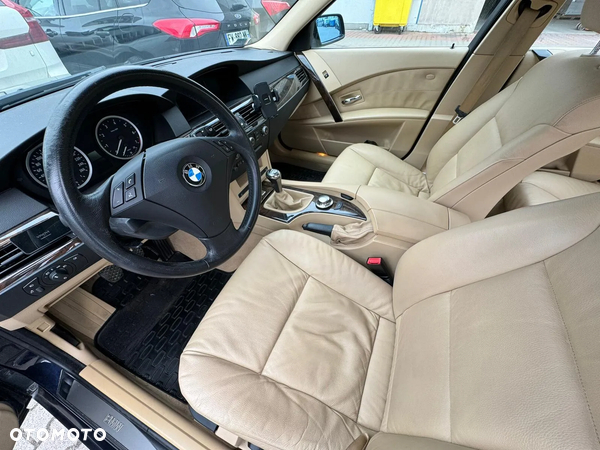 BMW Seria 5 520i - 18