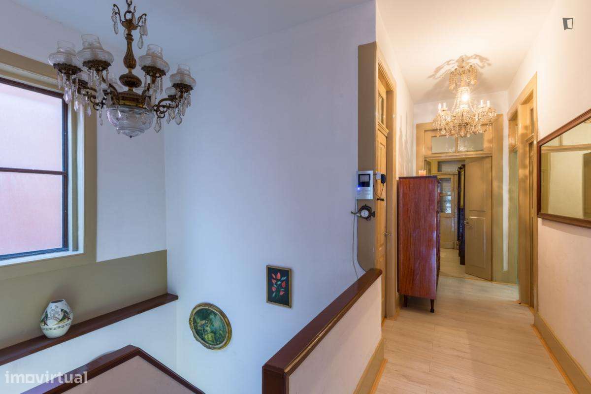 Quarto - localizado em Nevogilde Porto - Grande imagem: 3/10