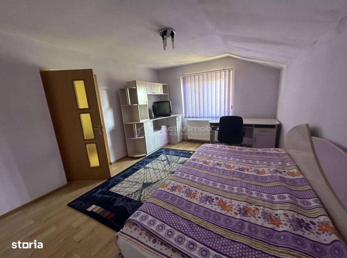 Casa cu 5 camere situata &#238;n Ploiesti, aproape de centrul orasului - Imagine principală: 5/10