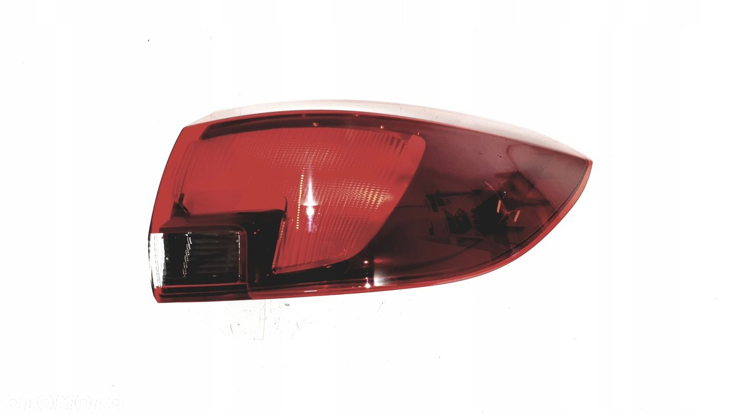 LAMPA PRAWA TYŁ OPEL ASTRA V K KOMBI 39077375 - 3