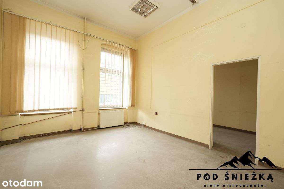 Dwie kamienice przy przejściu granicznym - tylko 2-16