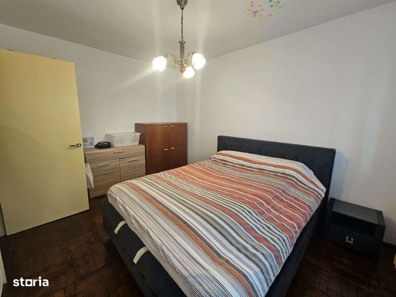 Inchiriere Apartament Trei Camere - Imagine principală: 4/14