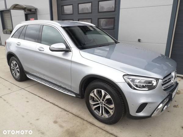 Mercedes-Benz GLC 220 d 4Matic 9G-TRONIC - 4