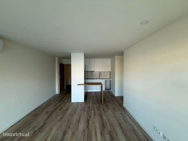 T1 com varanda,no Edifício Vila Nova em Vila Nova de Famalicão - Grande imagem: 2/9