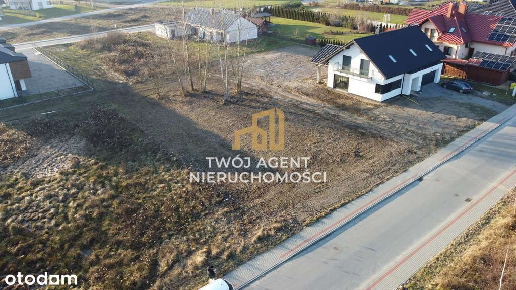 Na sprzedaż piękna działka budowlana Zabajka-1