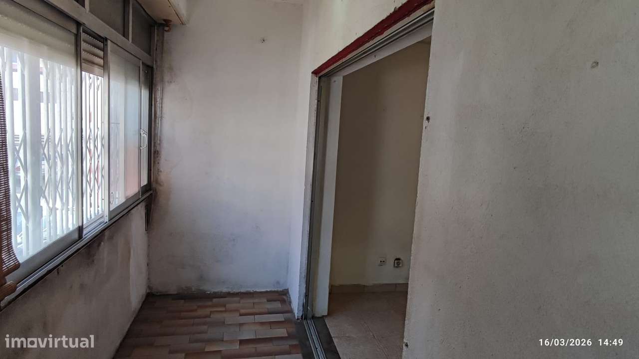 Apartamento T0 para investimento em Linda a Velha - Grande imagem: 5/24