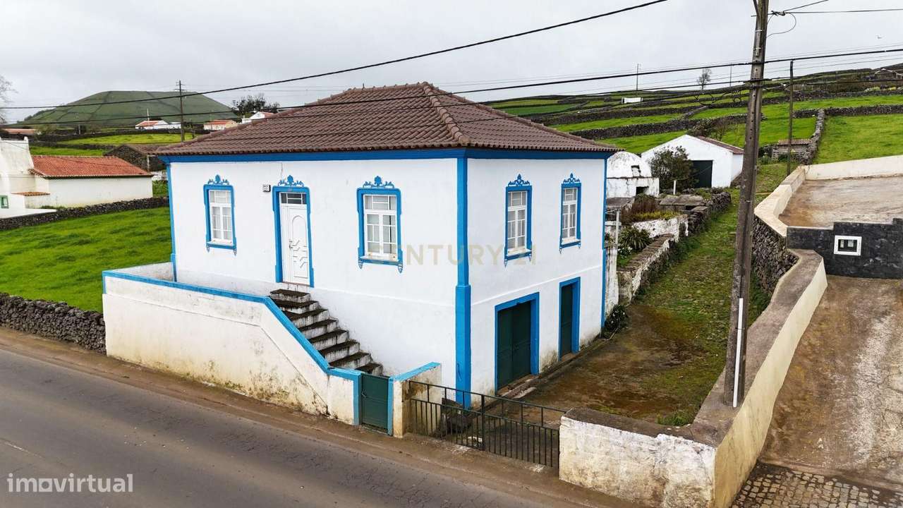 Encantadora Moradia T2 em Porto Judeu, Angra do Heroísmo - Grande imagem: 2/21