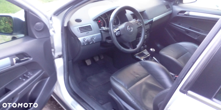 Opel Astra III 1.8 Cosmo - 20