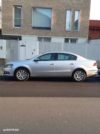 Volkswagen Passat Variant 1.6 TDI BlueMotion Technology Comfortline - 10