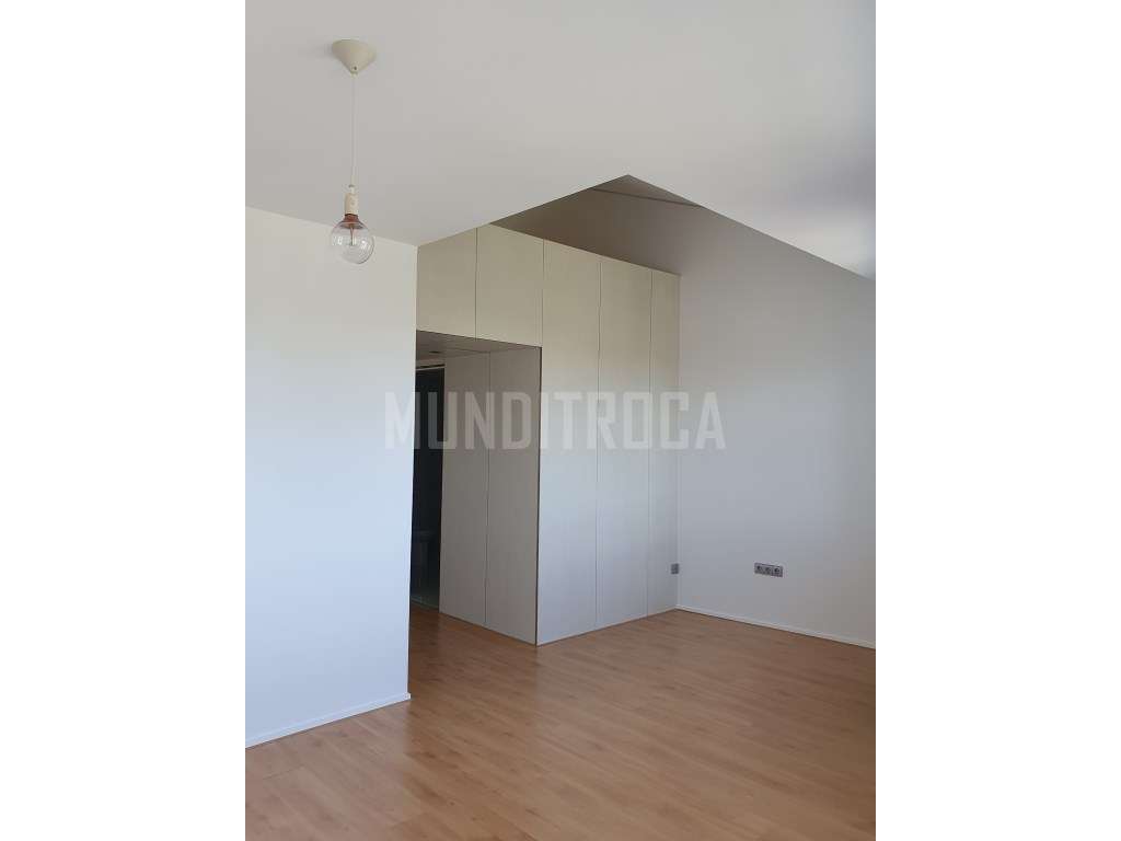 Apartamento T1 duplex Campo das Hortas - Grande imagem: 5/14