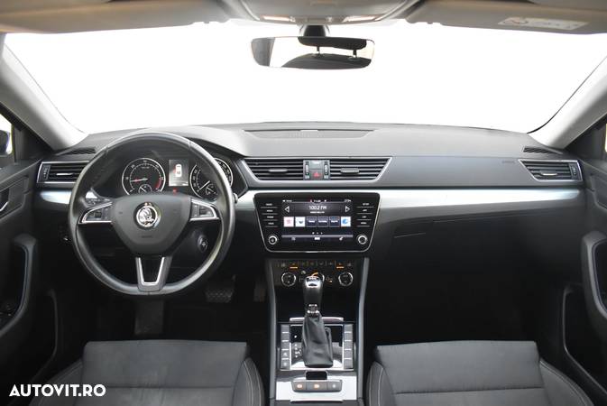 Skoda Superb 2.0 TDI DSG Ambition - 16