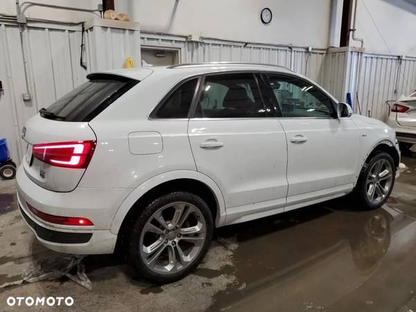 Audi Q3 2.0 TFSI Quattro Sport S tronic - 4