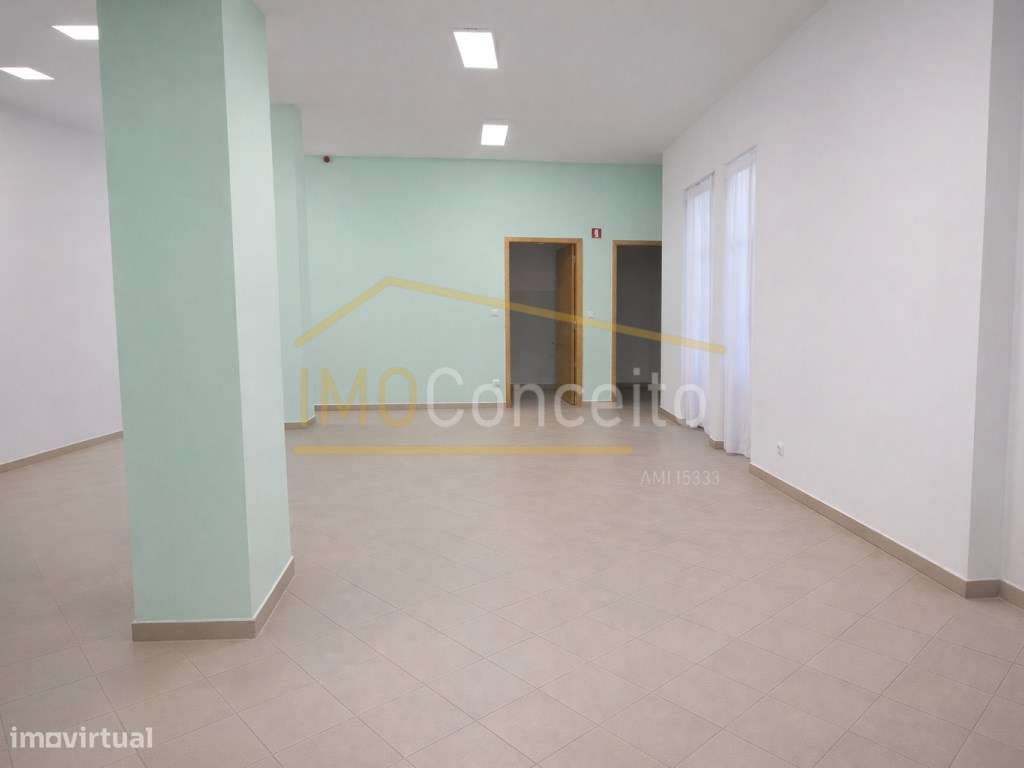 Loja com grande terraço - Habitação ou Serviços (TORRES NOVAS) - Grande imagem: 2/20