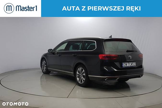 Volkswagen Passat 2.0 TDI Elegance DSG - 5