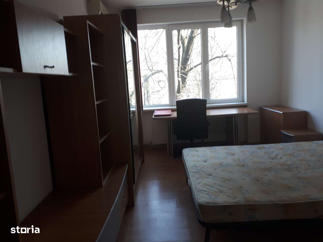 Apartament de 3 camere cu balcon și aer condiționat-7