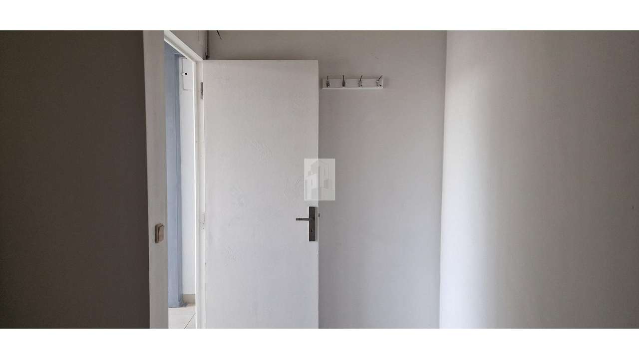 Loja - c/ mezzanine-9