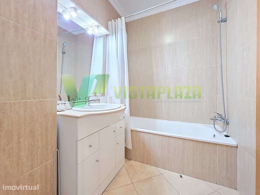 Apartamento em Portimão com Piscina e Varanda a Sul com Barbecue - Grande imagem: 3/23