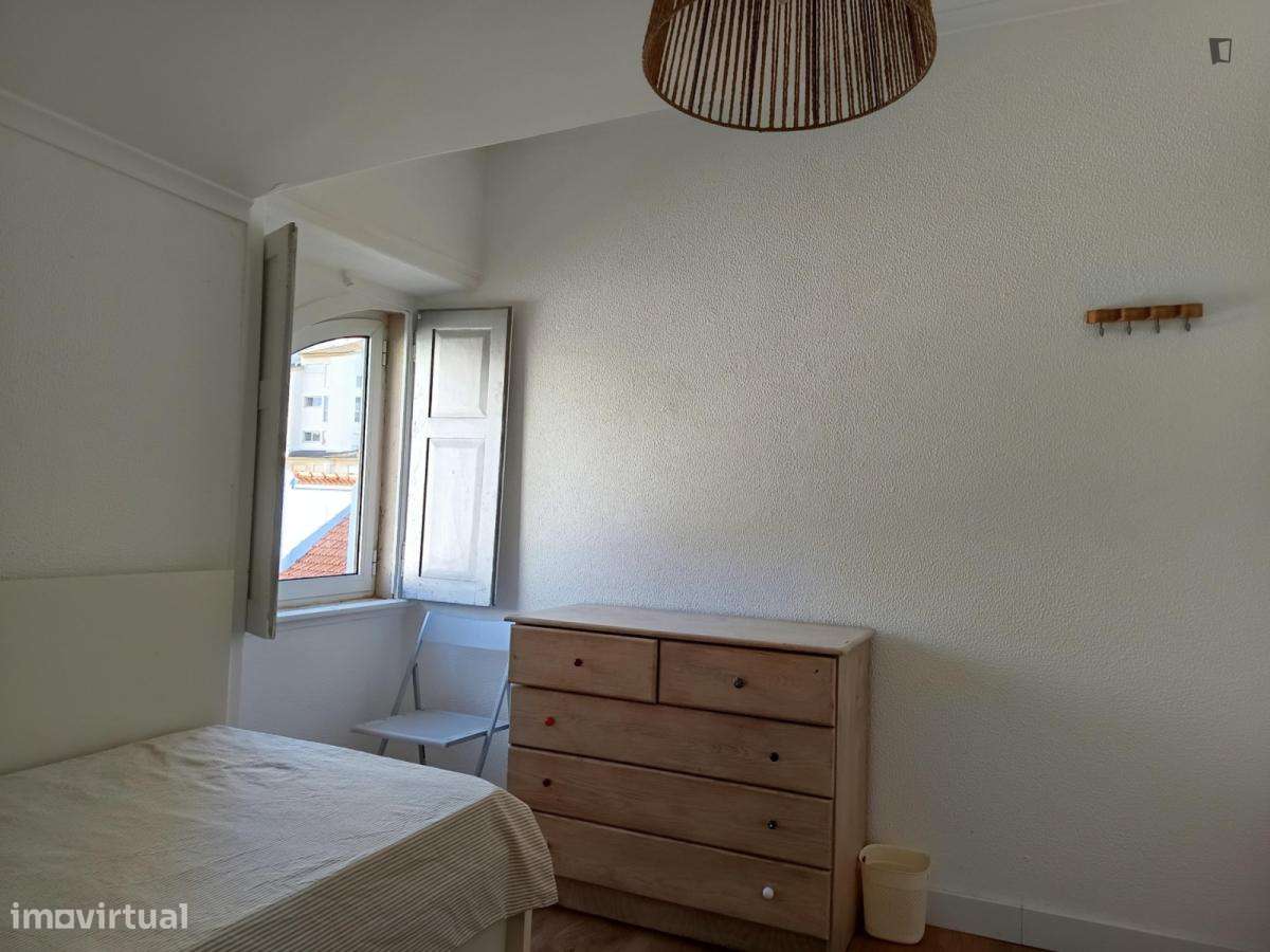 Quarto - localizado em Parede Lisbon - Grande imagem: 4/6