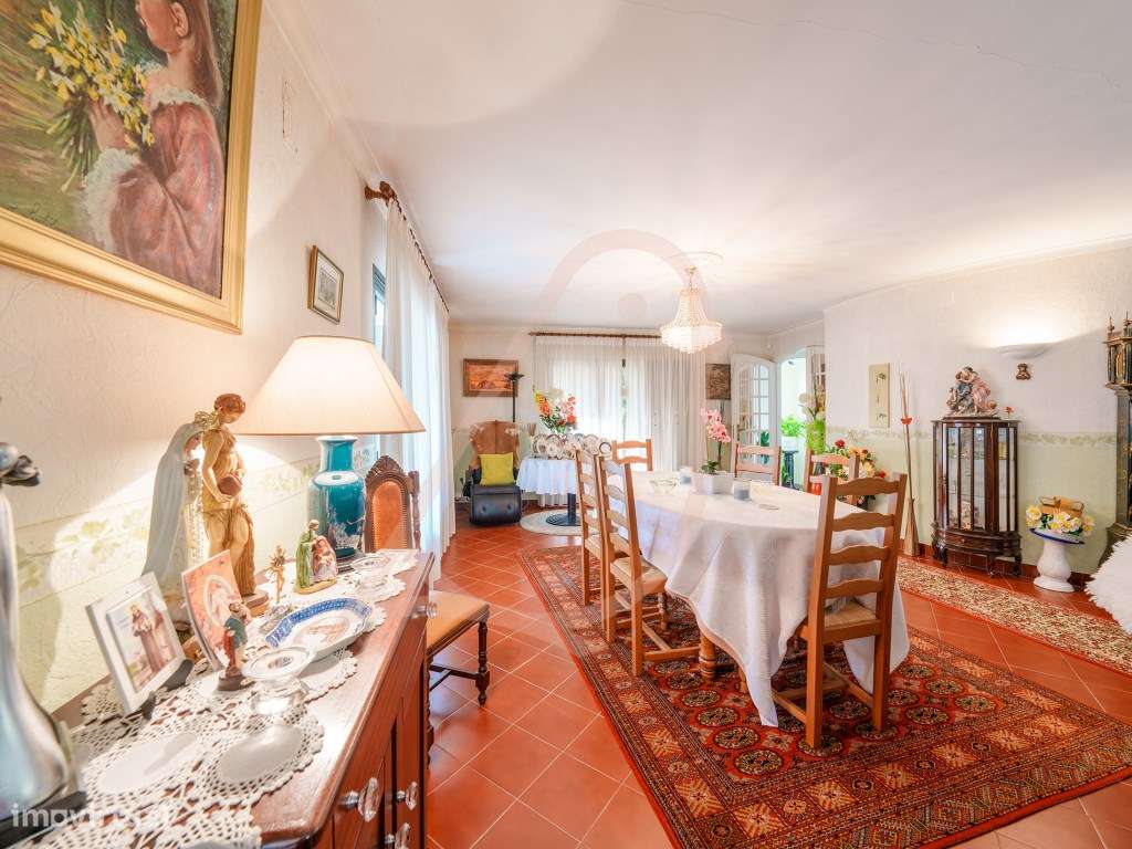 Refúgio Perfeito no Campo com Vista de Sonho e Piscina!-13