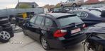 BMW 320i - 1