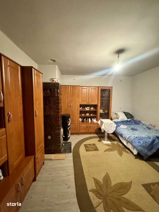 Casa caramida in UROI schimb cu apartament 3-4 camere in Simeria - Imagine principală: 5/10