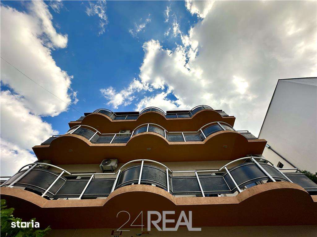 Inchirie cladire Mamaia Nord – Ideala pentru Azil, Clinica -1104 mp - Imagine principală: 2/20