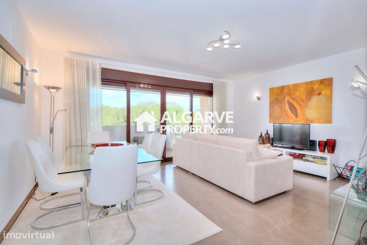 T2 - Apartamento  ultimo andar junto Golf Millennium com vista golfe e - Grande imagem: 2/25