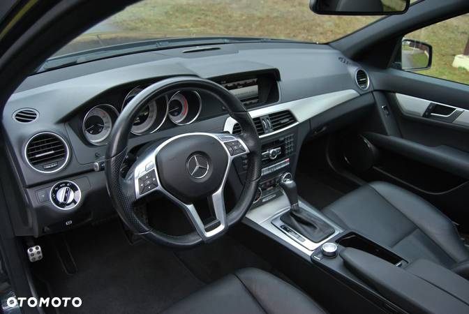 Mercedes-Benz Klasa C 350 T CDI DPF 7G-TRONIC BlueEFFICIENCY Avantgarde - 9