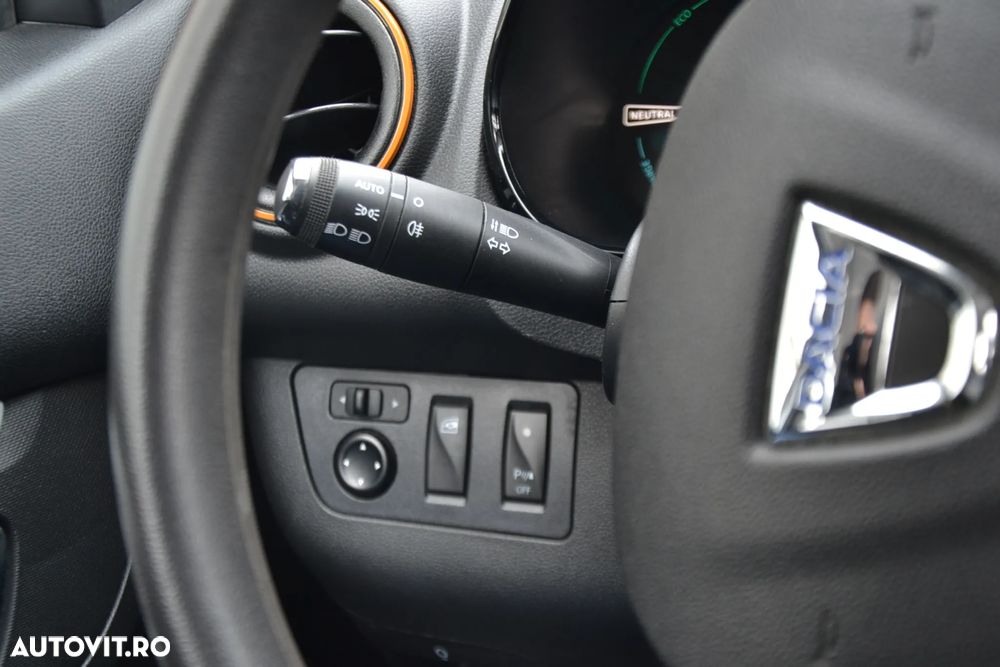 Dacia Spring 33kw 29833 km - 16