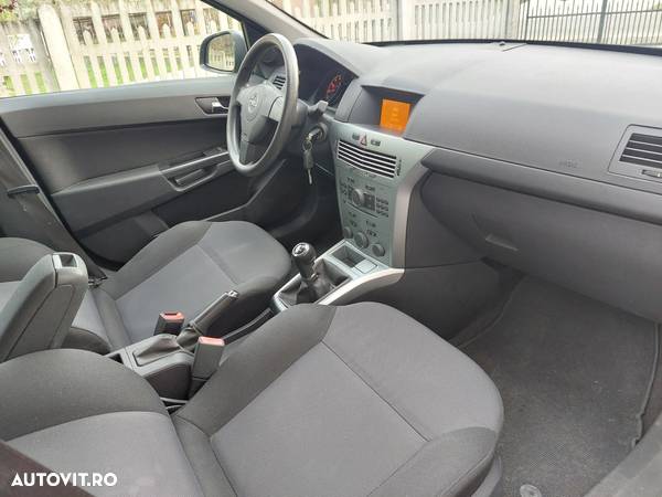 Opel Astra 1.6 Cosmo - 15