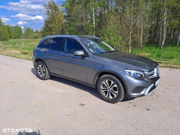 Mercedes-Benz GLC 220 d 4-Matic - 2