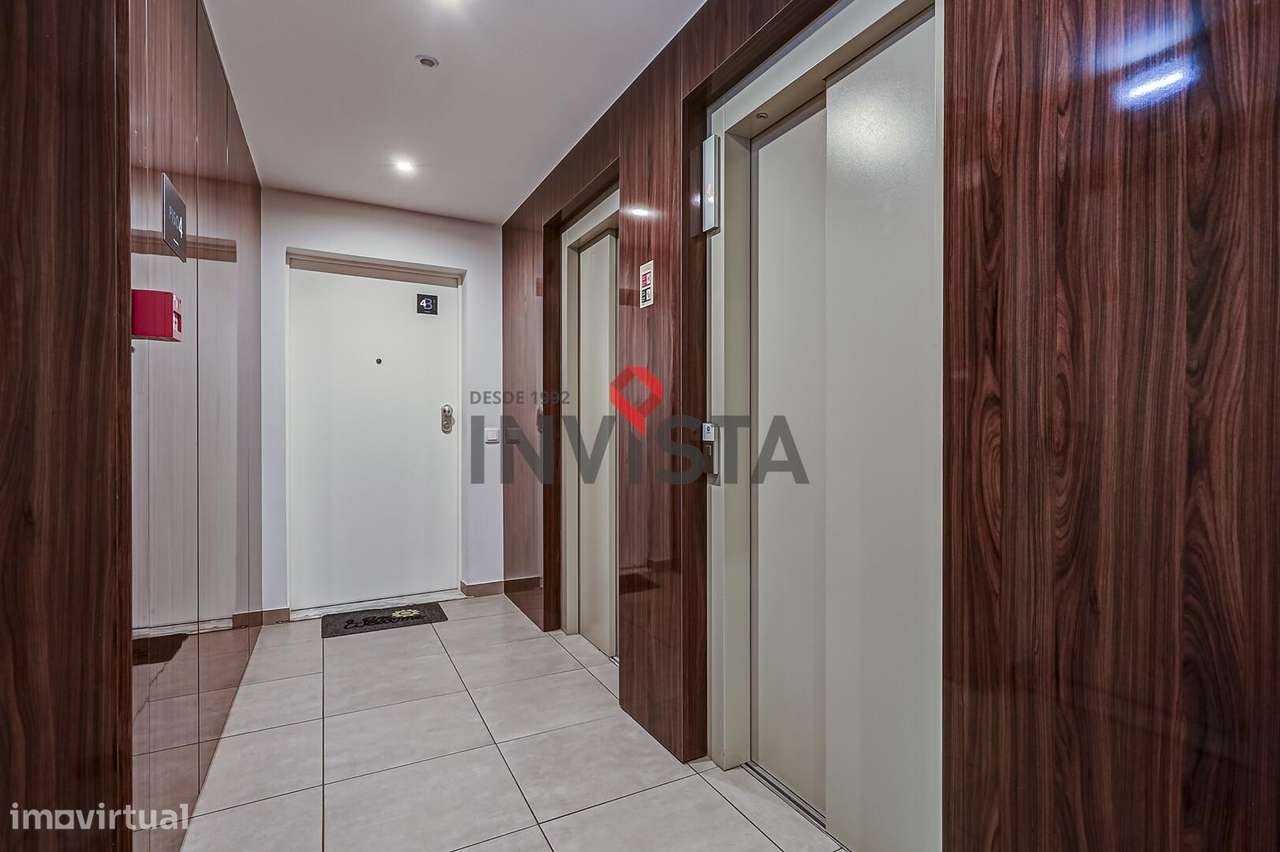 Apartamento T3 como novo, no Condomínio VilaViva-34