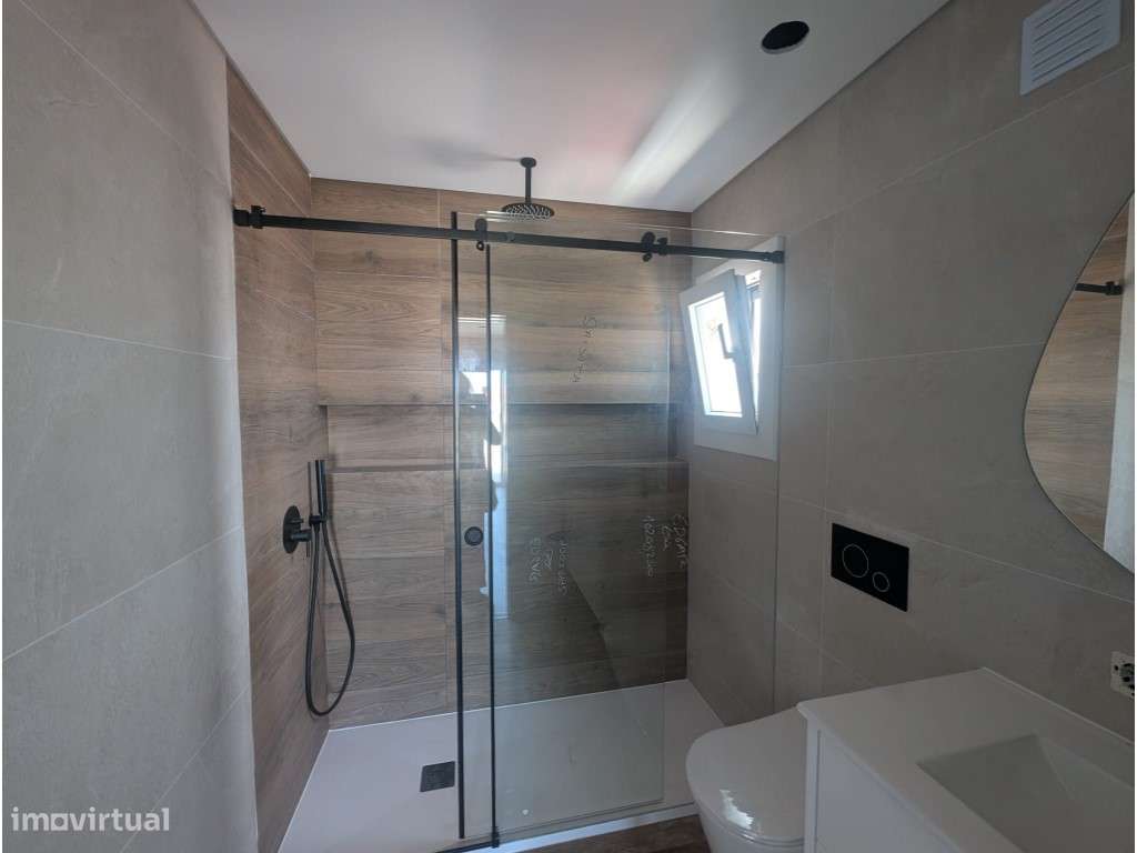 Moradia T3 com 2 suites em Quinta das Laranjeiras Fernão Ferro-10