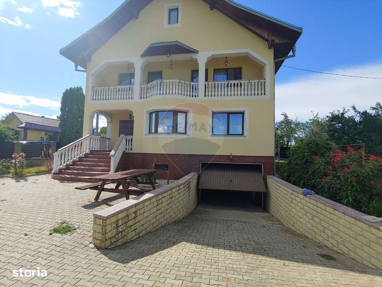 Casă / Vilă de vânzare cu teren intravilan 1200 mp-Zvoristea, Suceava - Imagine principală: 5/20