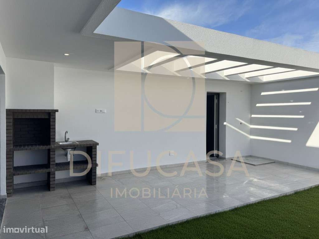 Moradia Isolada Térrea T4 finalizada-6